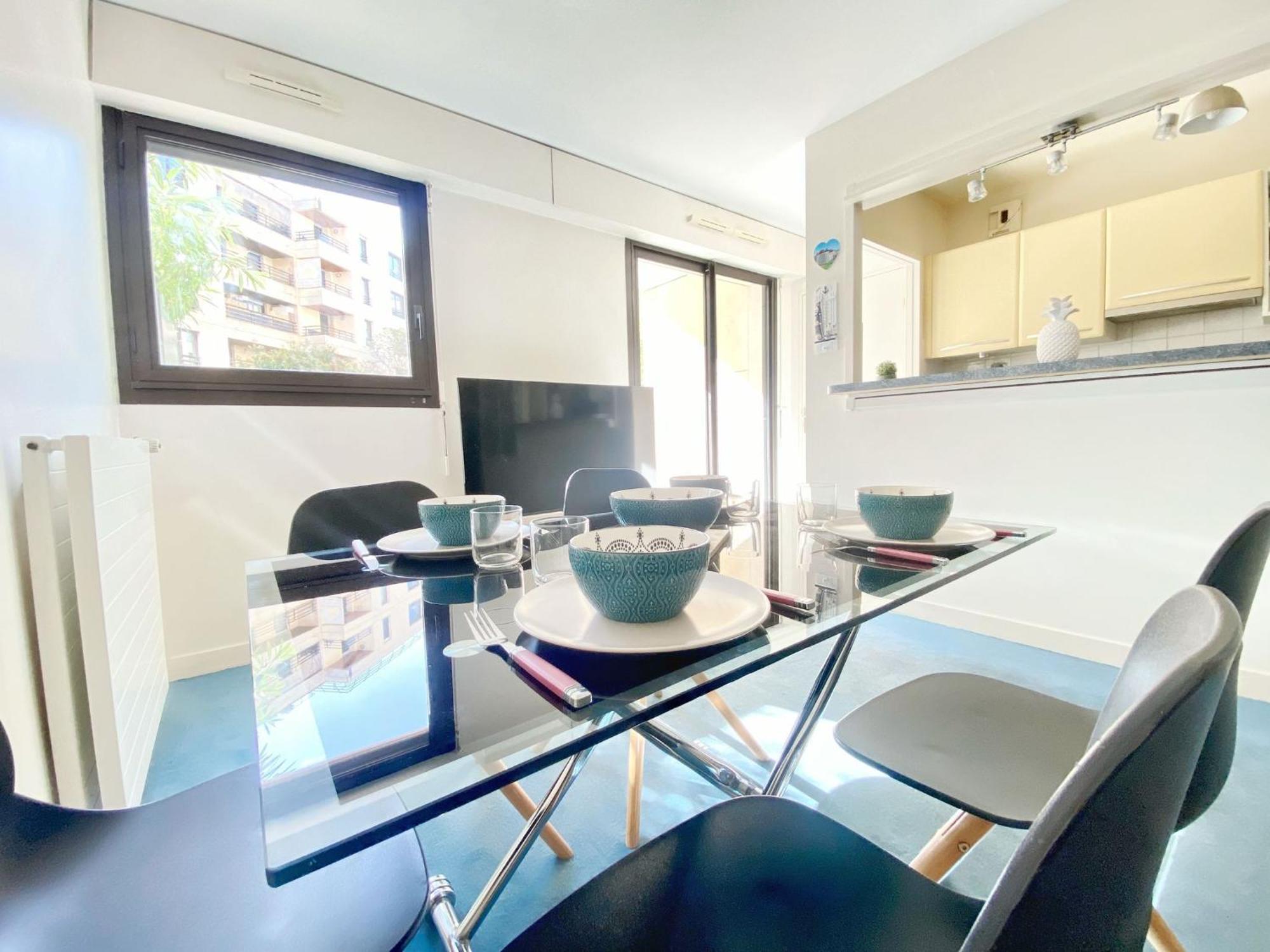 Superbe Appartement Terrasse Левалуа-Пере Экстерьер фото